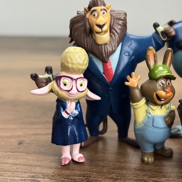 Disney ZOOTOPIA Animals Dolls Toy PVC Figures Cake Toppers SET 10 Fox Sloth Bear - Picture 12 of 16